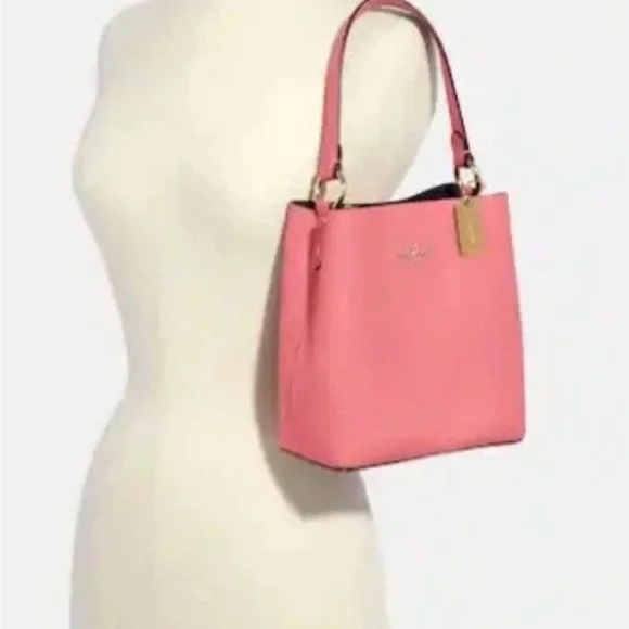 Coach Pink Town Bucket Bag ! - Picture 4 of 8